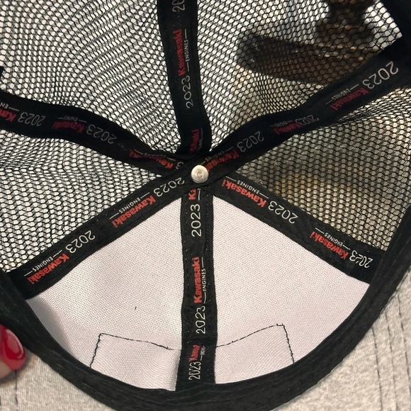 Brand New. Never Worn Kawasaki Engines Trucker Style Hat. Grey And Black. Rubber - Picture 4 of 7